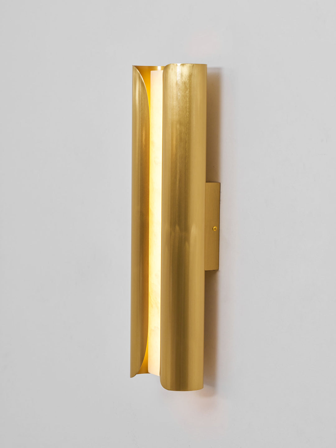Cradled Alabaster Sconce - Vakkerlight