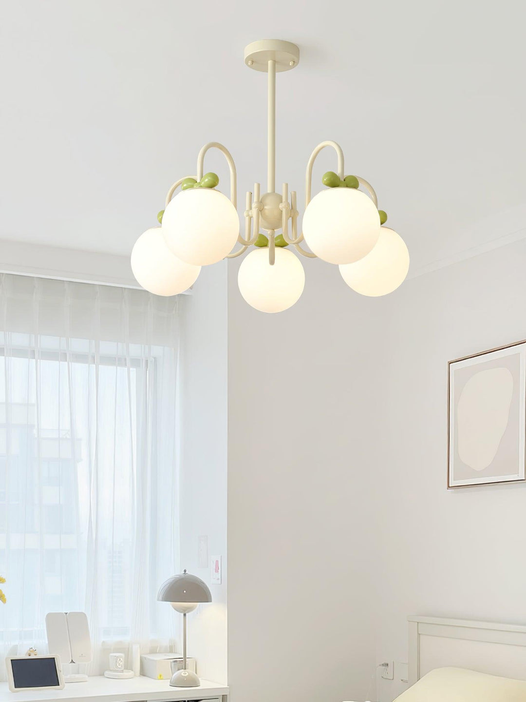 Cream Cherry Chandelier - Vakkerlight