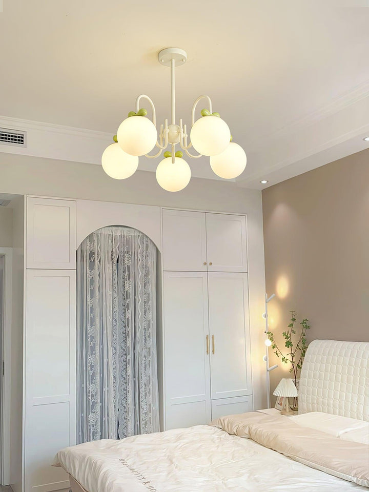 Cream Cherry Chandelier - Vakkerlight