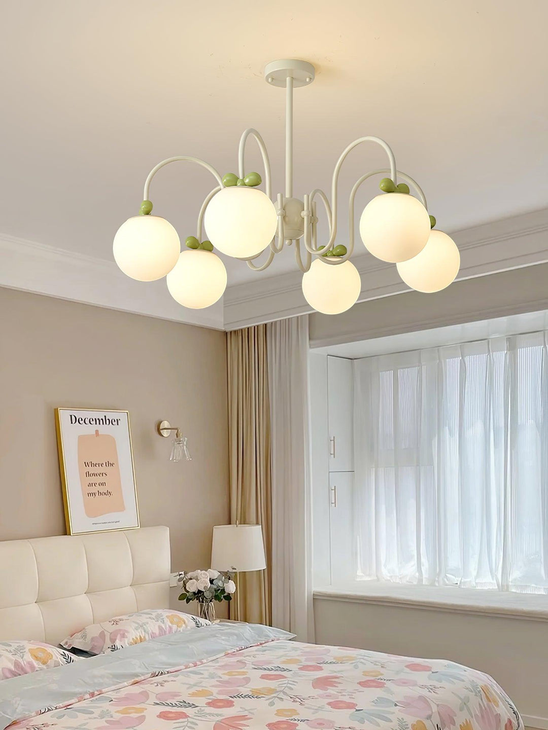 Cream Cherry Chandelier - Vakkerlight