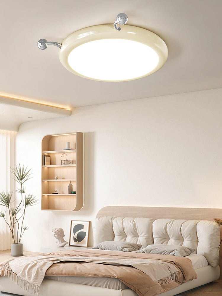 Cream Puff Ceiling Light - Vakkerlight