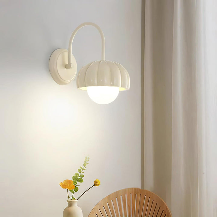 Creamy Pumpkin Wall Light - Vakkerlight