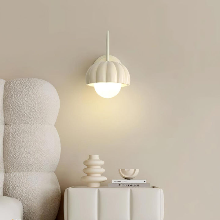 Creamy Pumpkin Wall Light - Vakkerlight