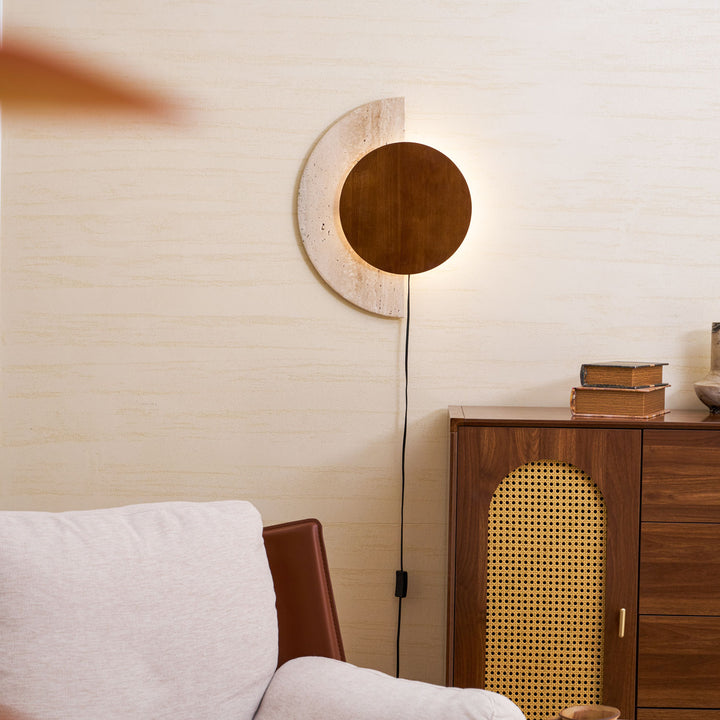Crescent Halo Plug - in Wall Sconce - Vakkerlight