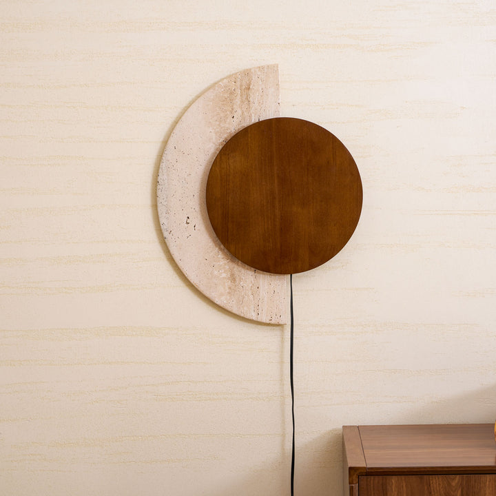 Crescent Halo Plug - in Wall Sconce - Vakkerlight