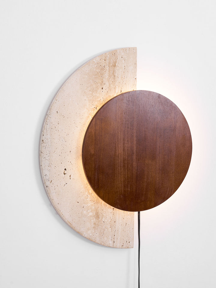 Crescent Halo Plug - in Wall Sconce - Vakkerlight