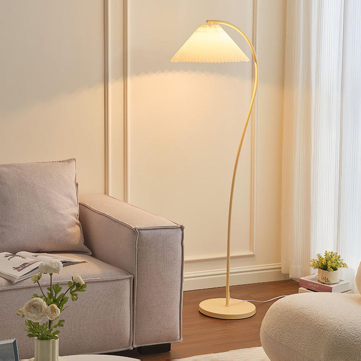 Crescini Pleated Floor Lamp - Vakkerlight