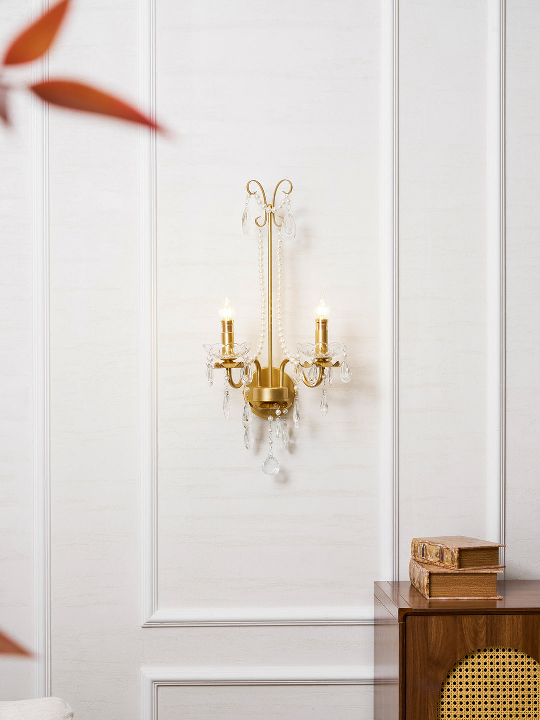 Crystal Pearl Chain Wall Lamp - Vakkerlight