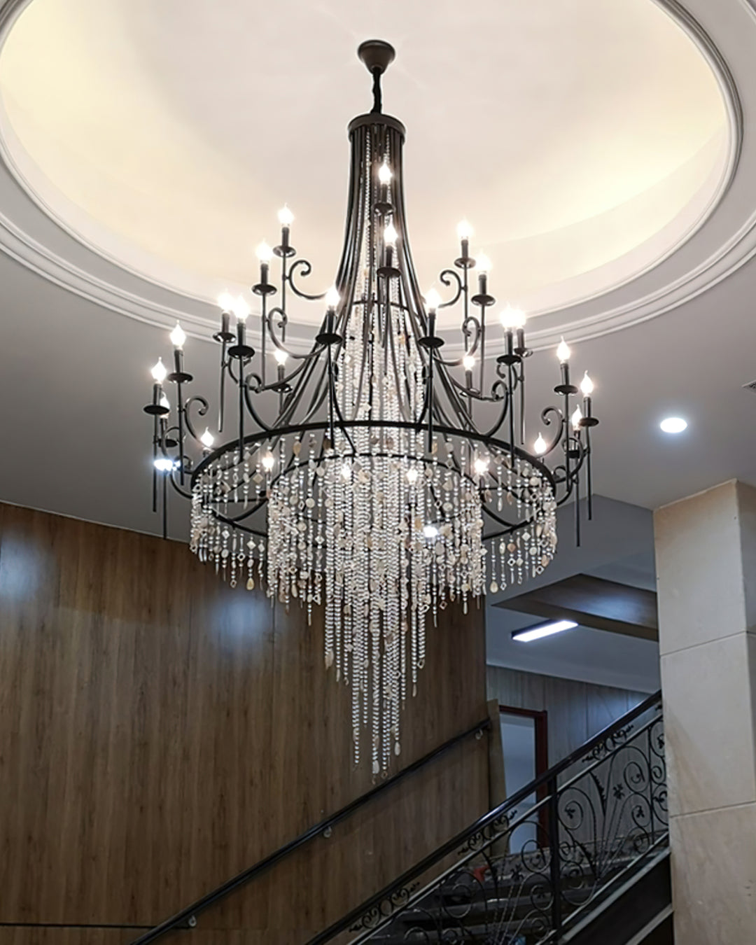 Tatum Lux Shell Crystal Chandelier - Vakkerlight