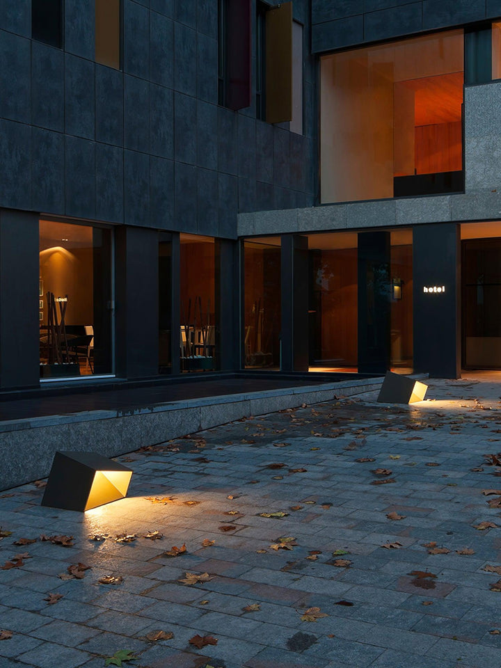 Cube Garden Outdoor Light - Vakkerlight