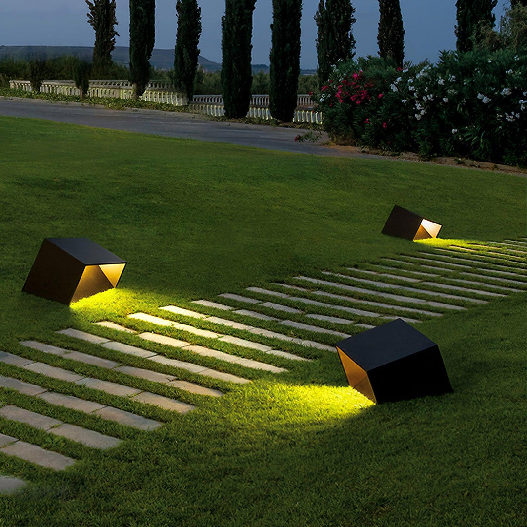 Cube Garden Outdoor Light - Vakkerlight