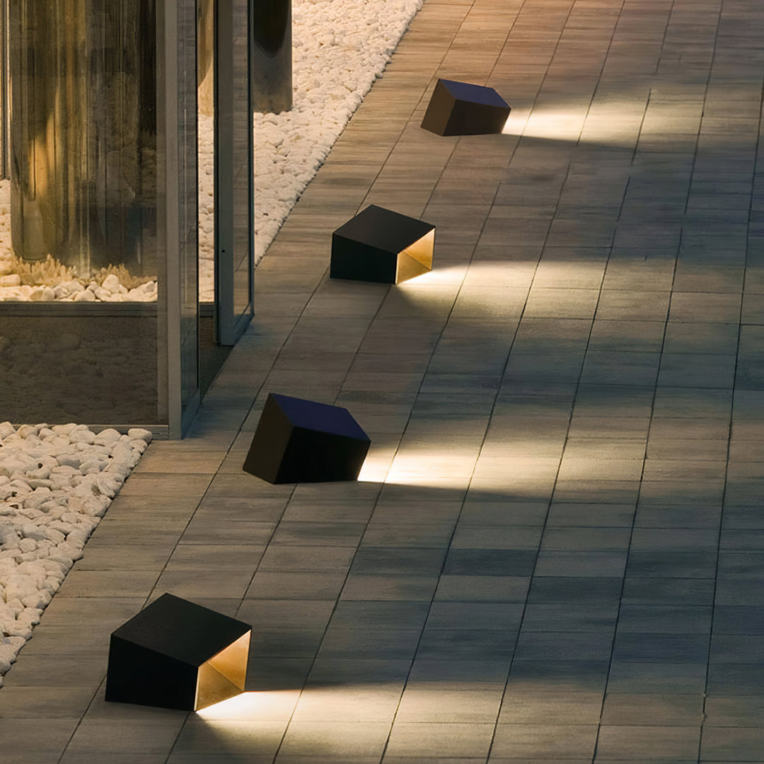 Cube Garden Outdoor Light - Vakkerlight