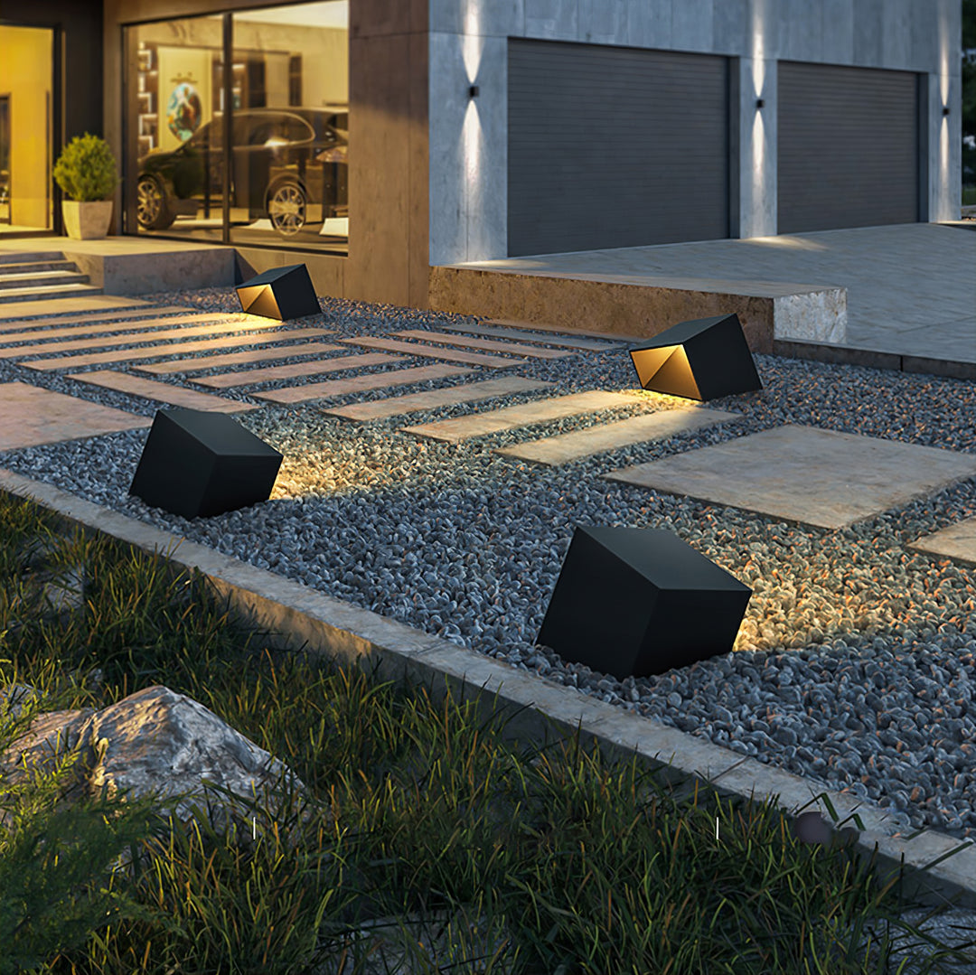 Cube Garden Outdoor Light - Vakkerlight