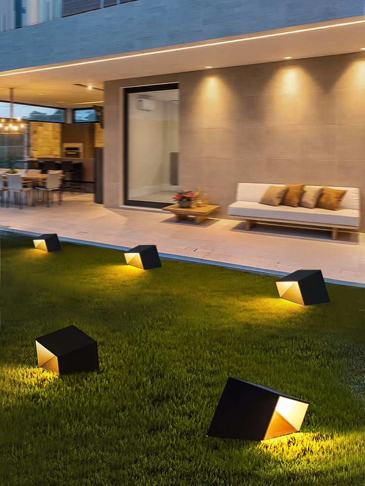 Cube Garden Outdoor Light - Vakkerlight