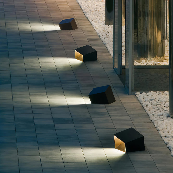 Cube Garden Outdoor Light - Vakkerlight