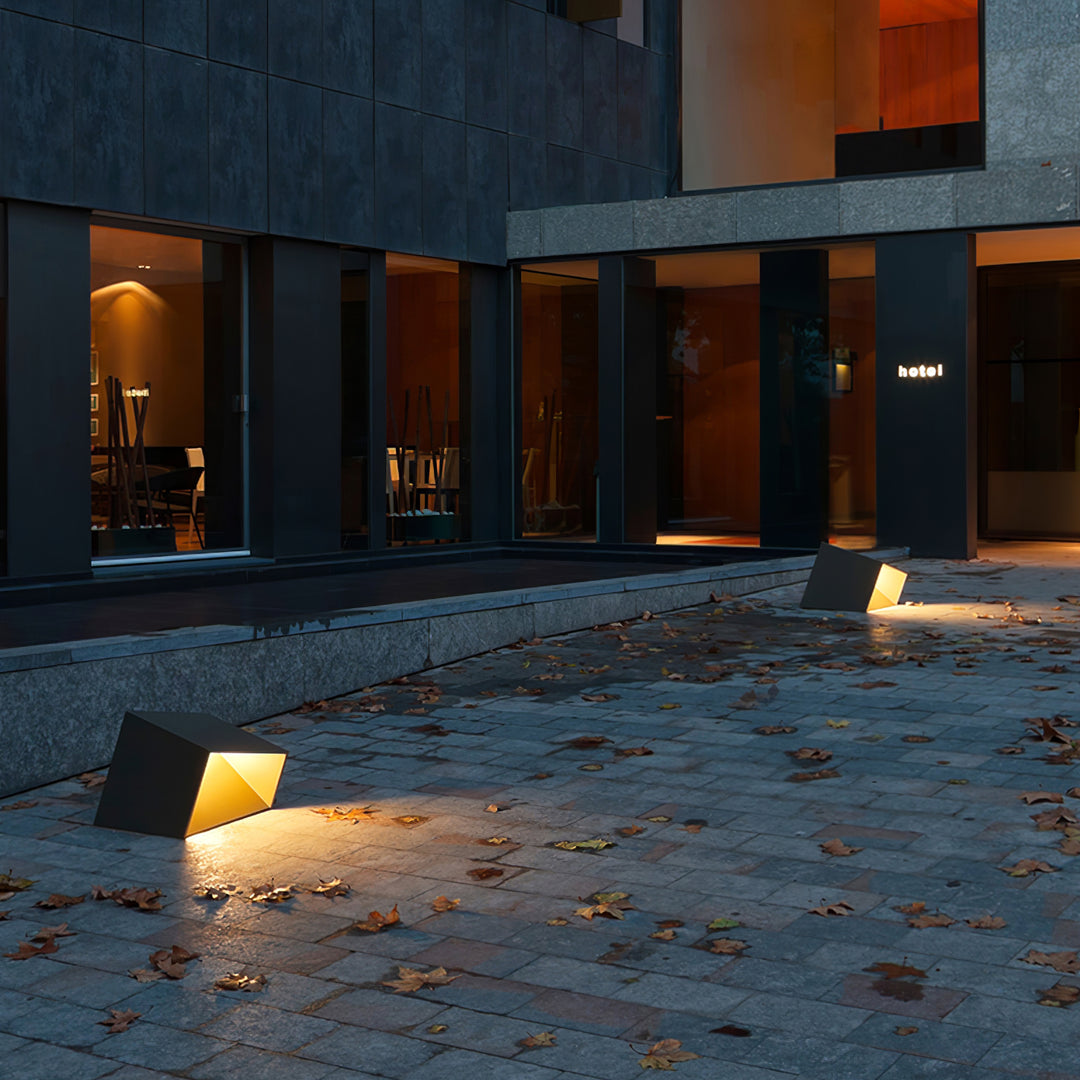 Cube Garden Outdoor Light - Vakkerlight