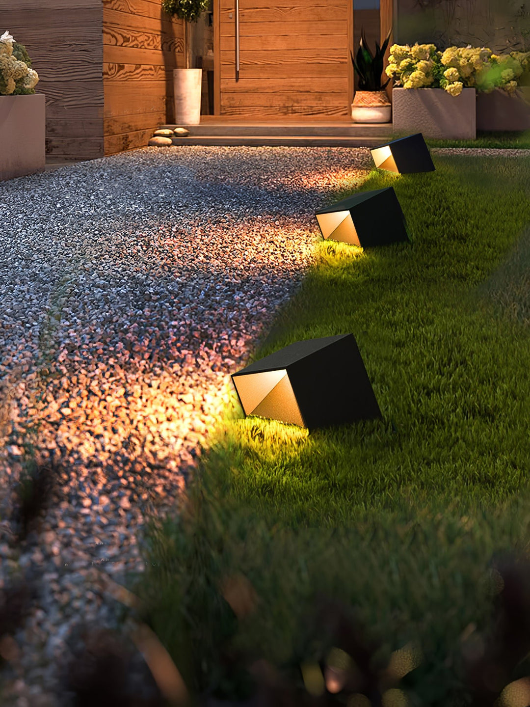 Cube Garden Solar Outdoor Light - Vakkerlight