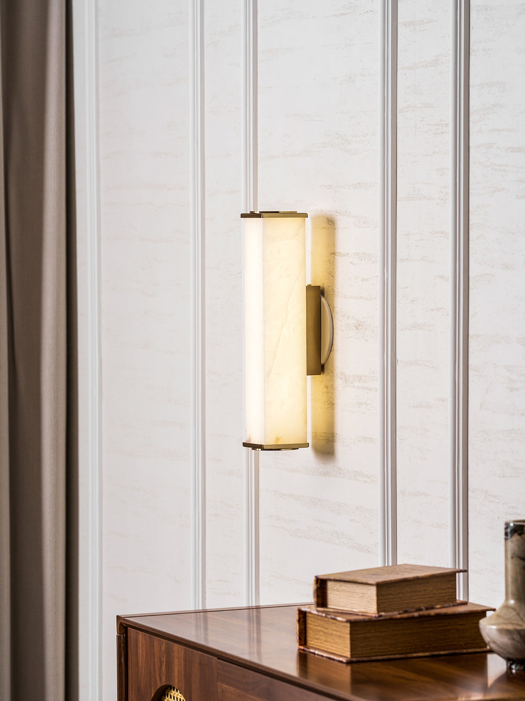 Cuboid Alabaster Wall Light - Vakkerlight
