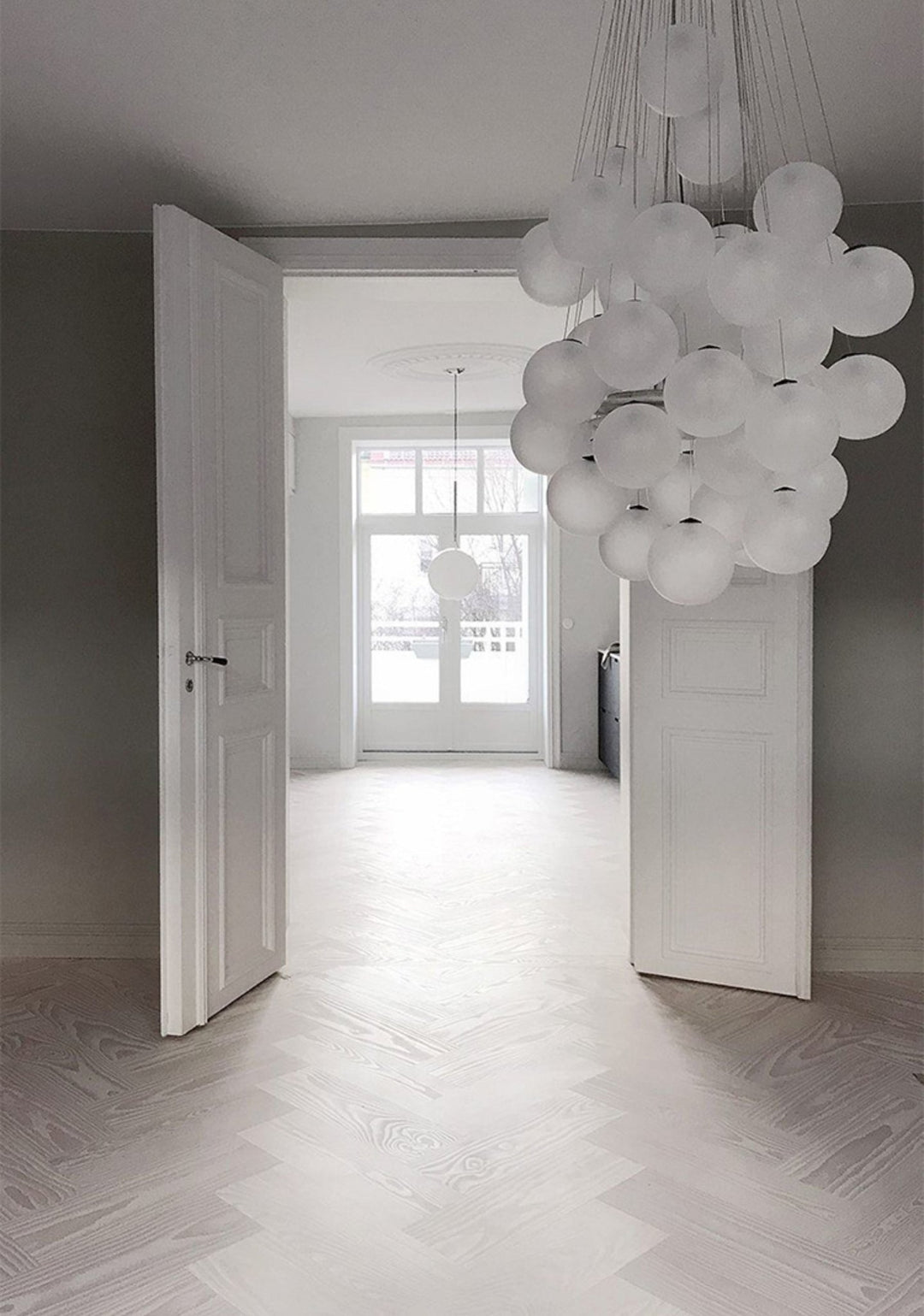 Cumulus Cascade Chandelier - Vakkerlight