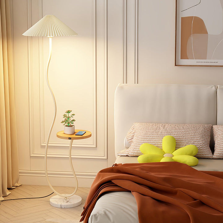 Curvatura Floor Lamp - Vakkerlight