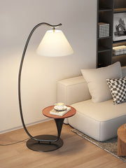 Curvature Stehlampe