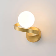 Curved Brass Wall Lamp - Vakkerlight