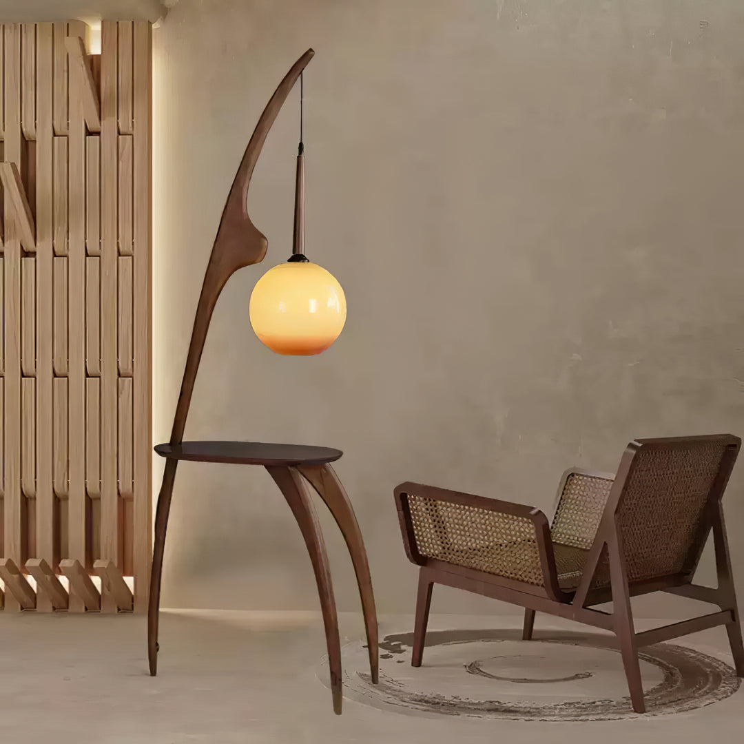 Curved Mantis Arm Floor Lamp - Vakkerlight