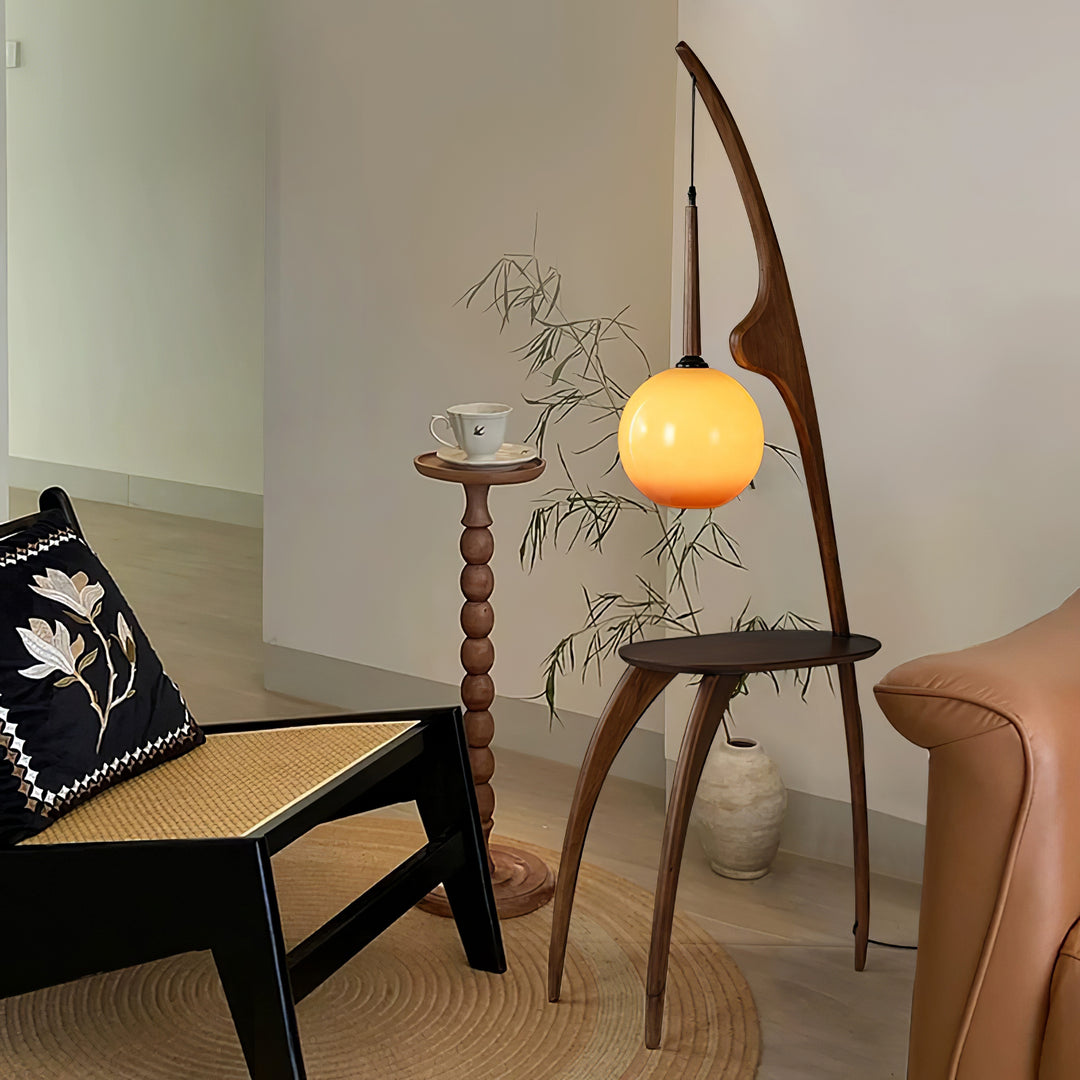 Curved Mantis Arm Floor Lamp - Vakkerlight