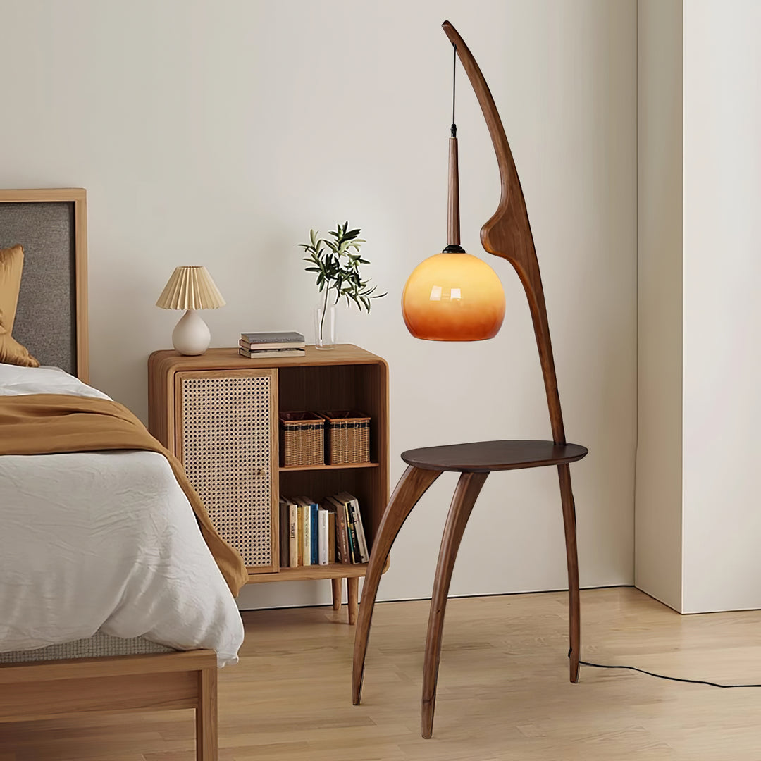 Curved Mantis Arm Floor Lamp - Vakkerlight