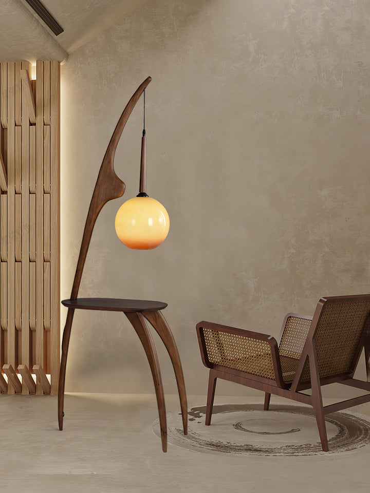 Curved Mantis Arm Floor Lamp - Vakkerlight