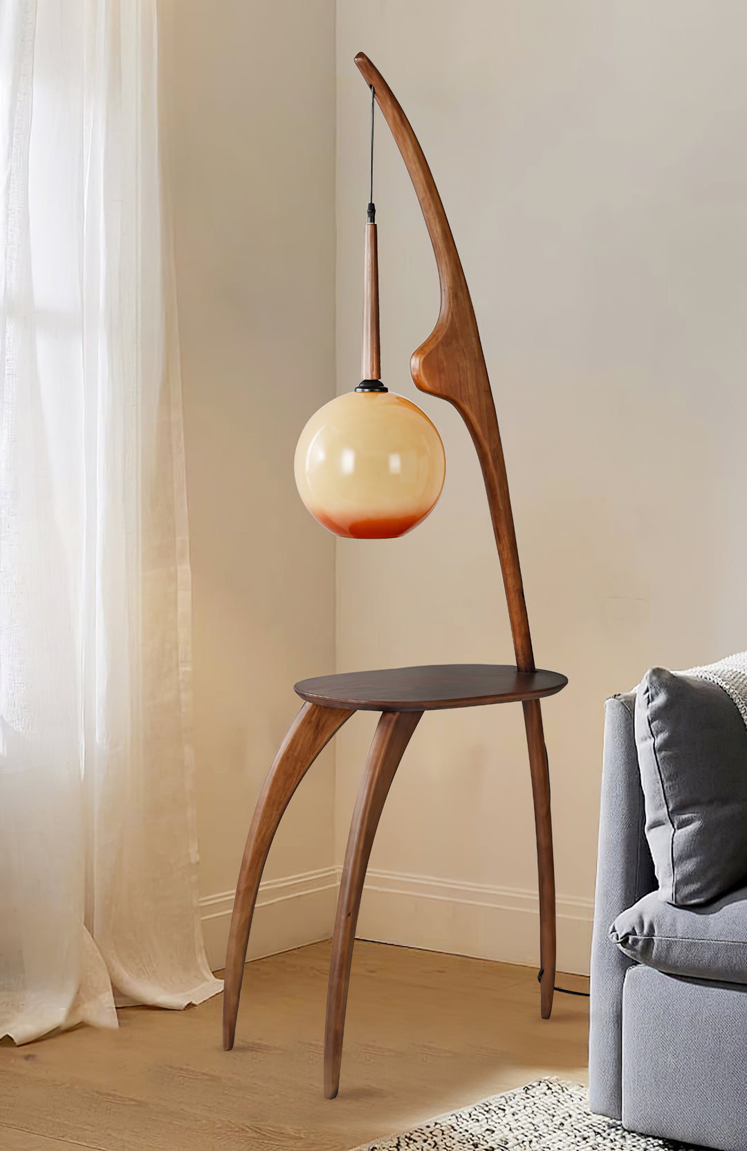 Curved Mantis Arm Floor Lamp