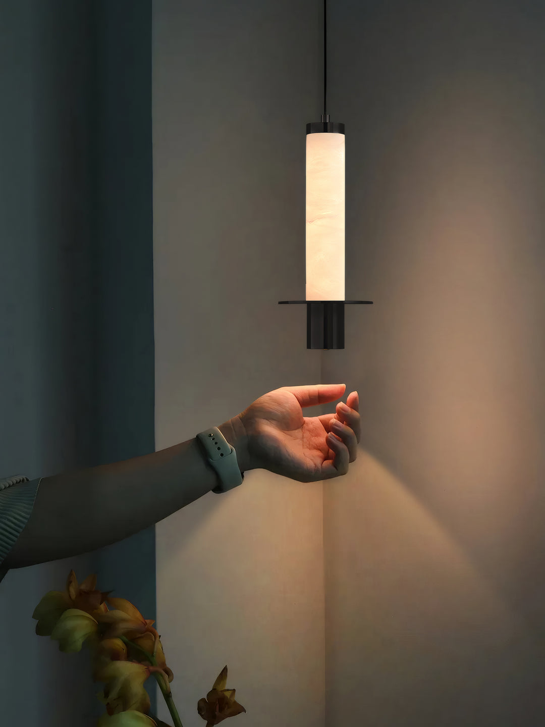 Cylindrical Plinth Pendant Lamp - Vakkerlight