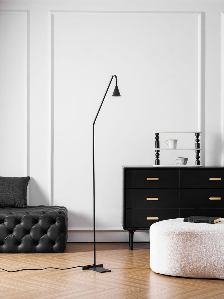 Pureform Floor Lamp - Vakkerlight