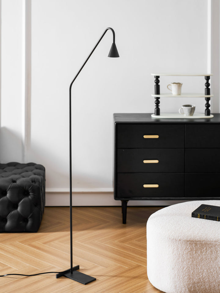 Pureform Floor Lamp - Vakkerlight