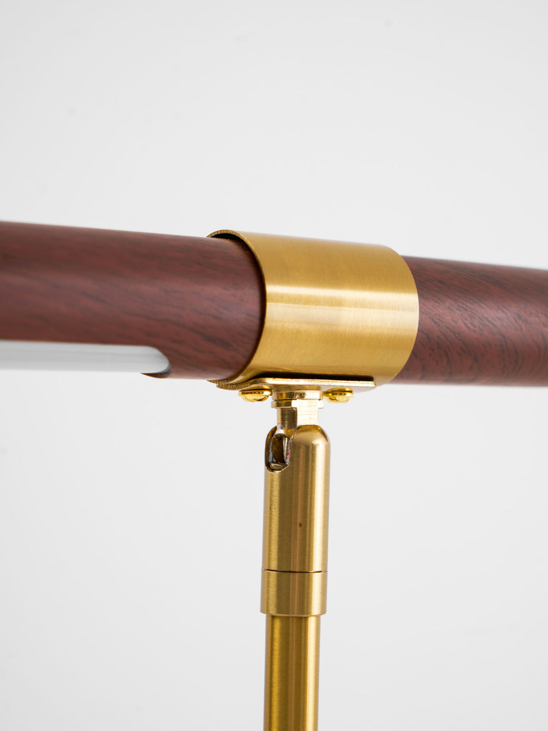 Linear Table Lamp - Vakkerlight