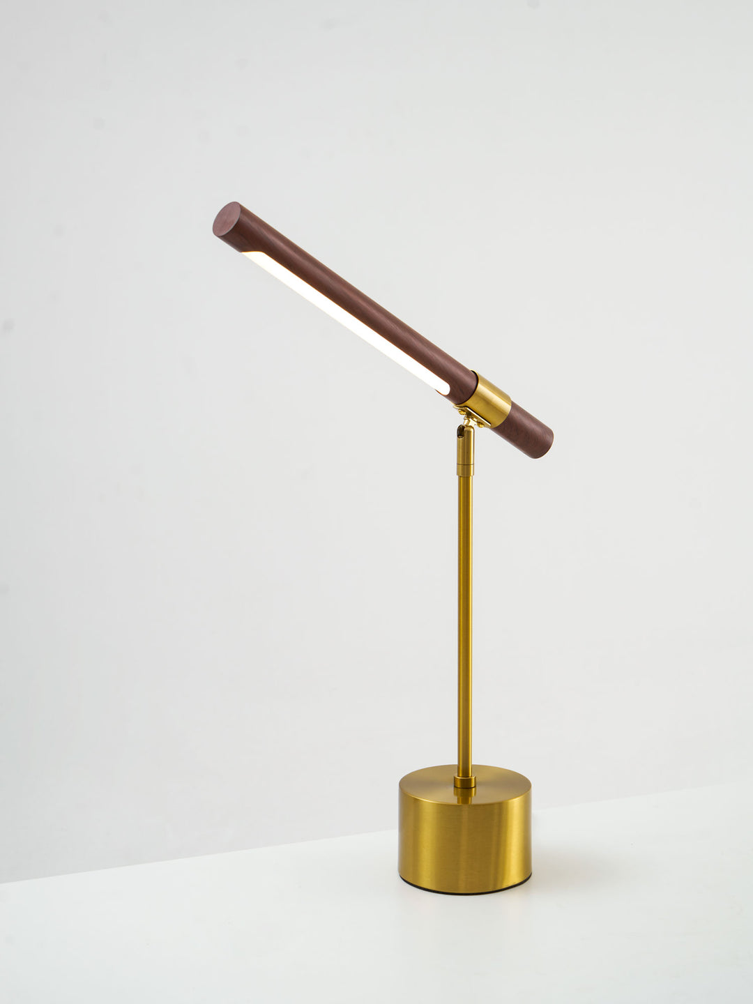 Linear Table Lamp - Vakkerlight