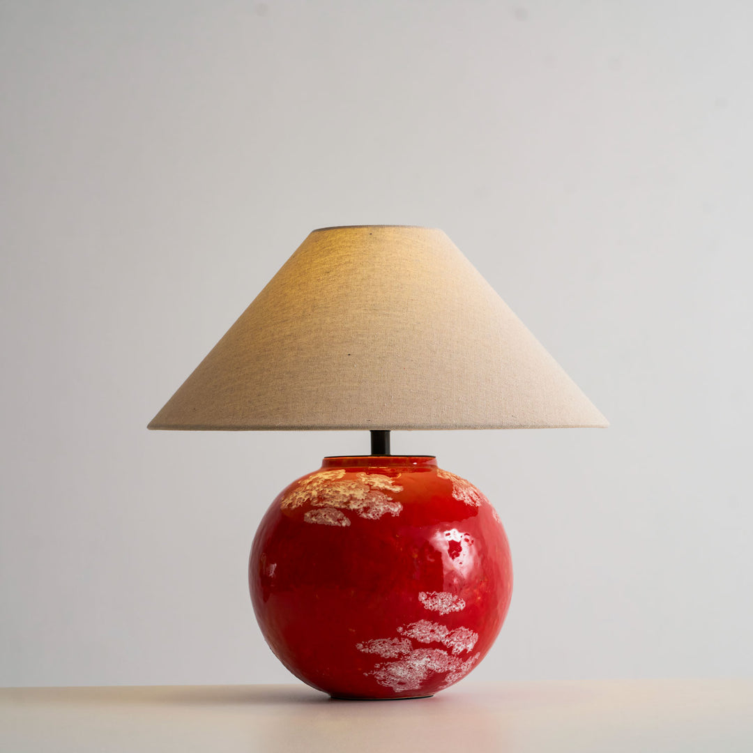 Emberveil Table Lamp - Vakkerlight