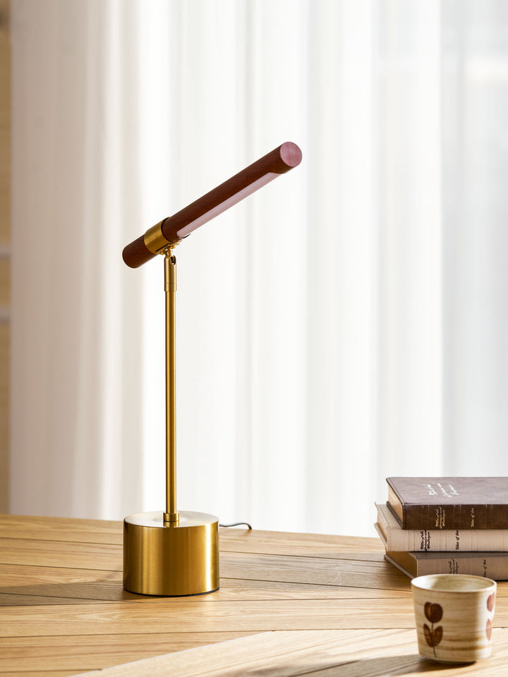 Linear Table Lamp - Vakkerlight