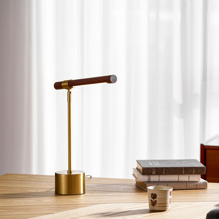 Linear Table Lamp - Vakkerlight