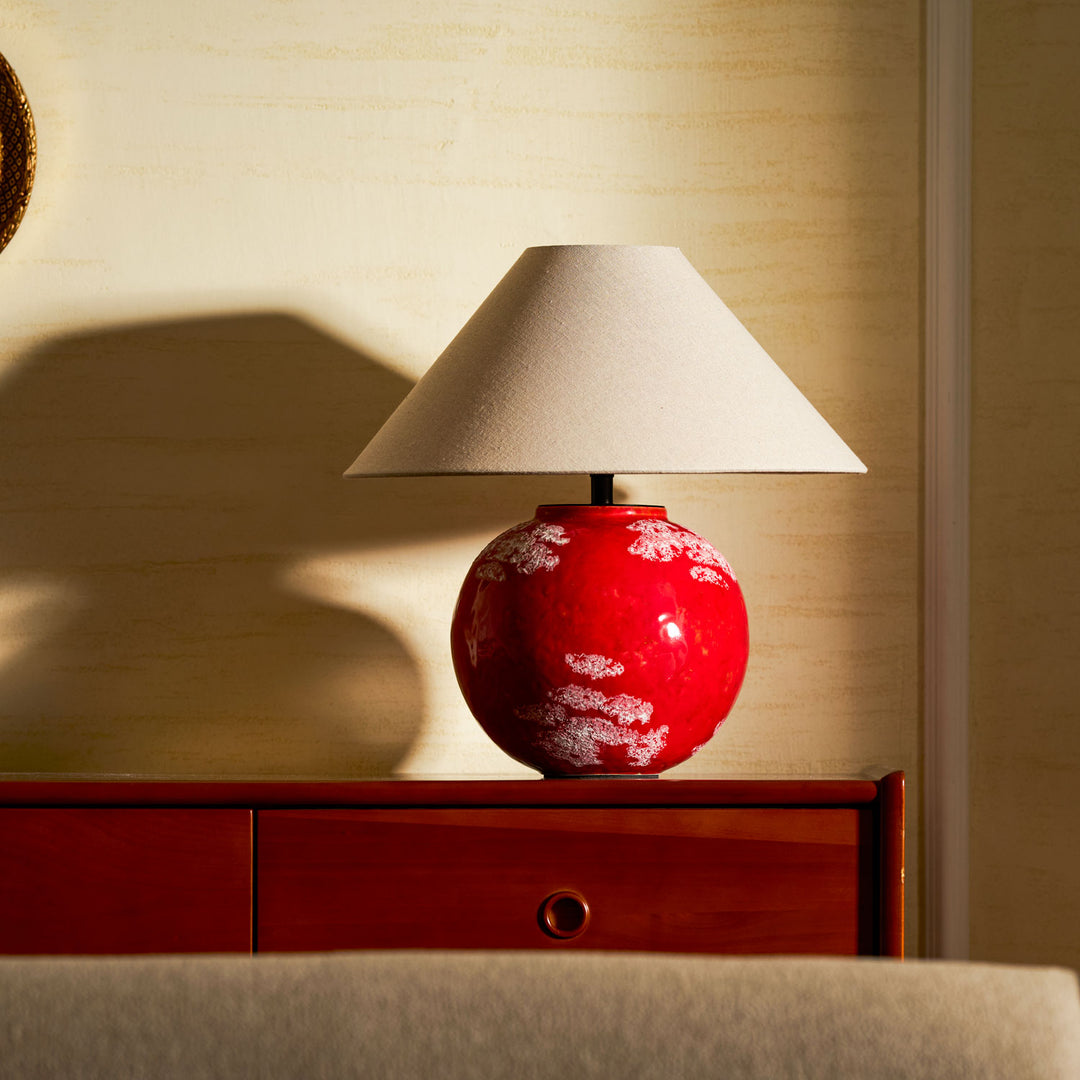 Emberveil Table Lamp - Vakkerlight