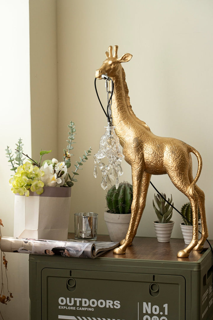 Giraffe Royale Sculpture Floor Lamp - Vakkerlight