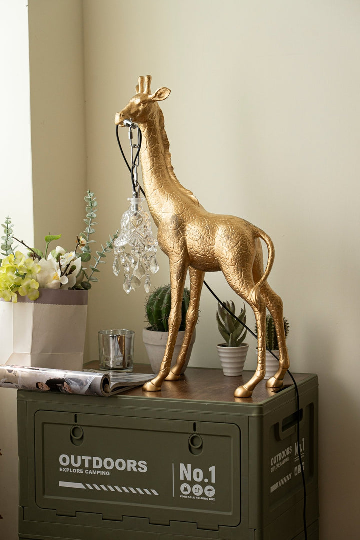 Giraffe Royale Sculpture Floor Lamp - Vakkerlight