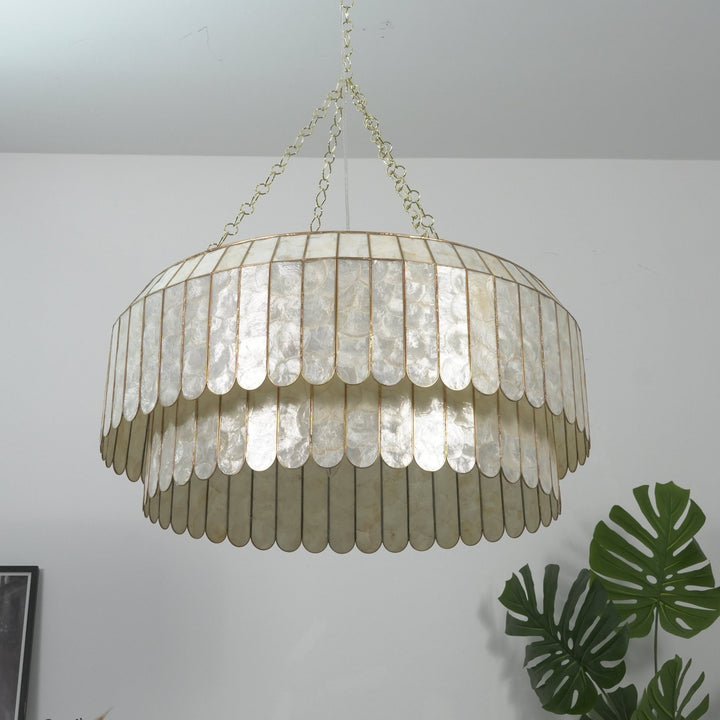 Capiz Aurelia Chandelier - Vakkerlight