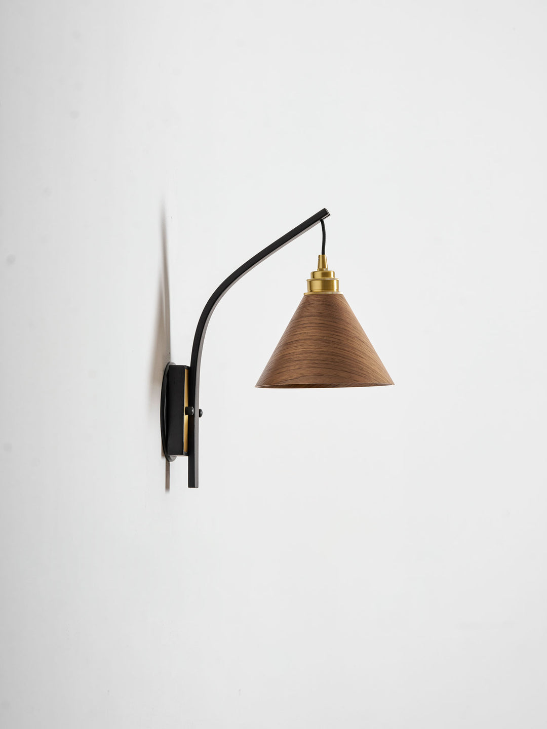 Camber Arc Wall Sconce - Vakkerlight
