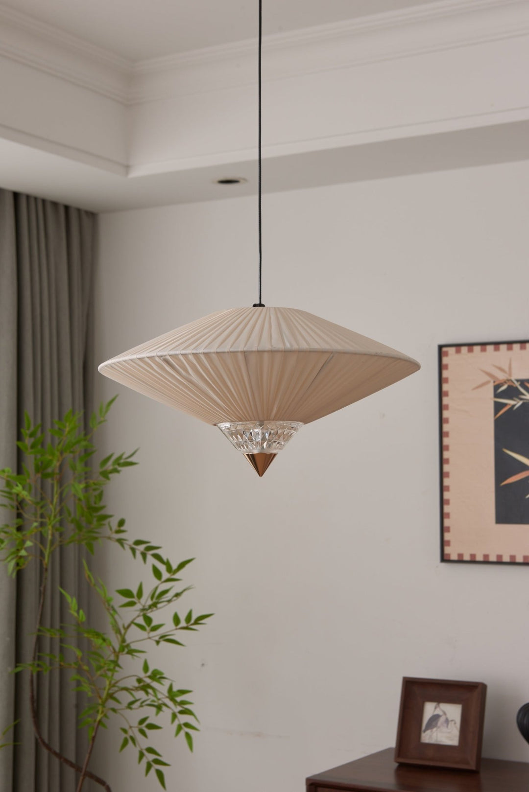 Suki Decorative Pendant Light - Vakkerlight