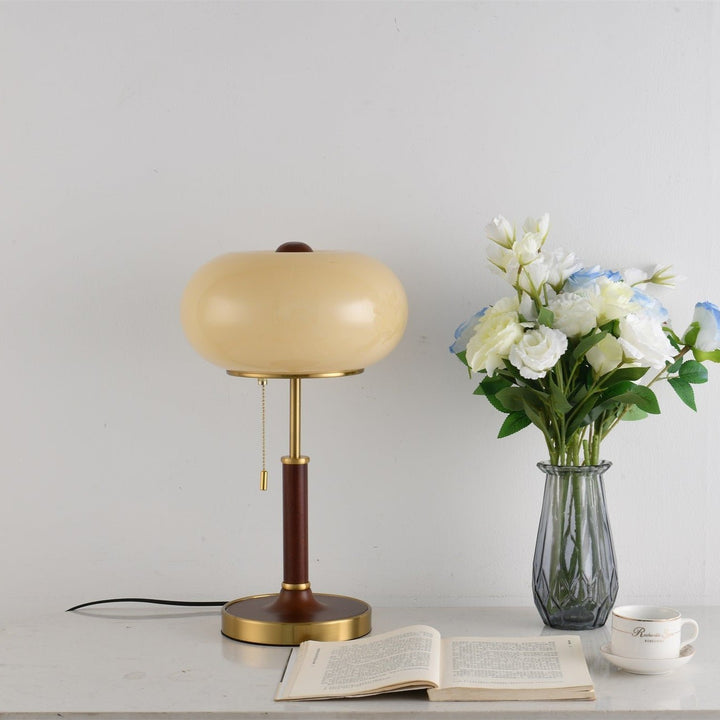 Liora Lantern Table Lamp - Vakkerlight