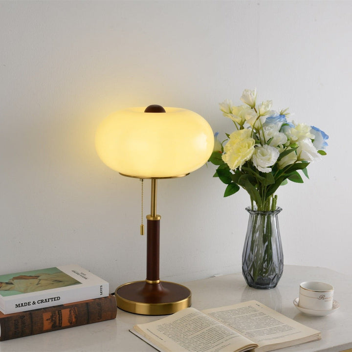 Liora Lantern Table Lamp - Vakkerlight