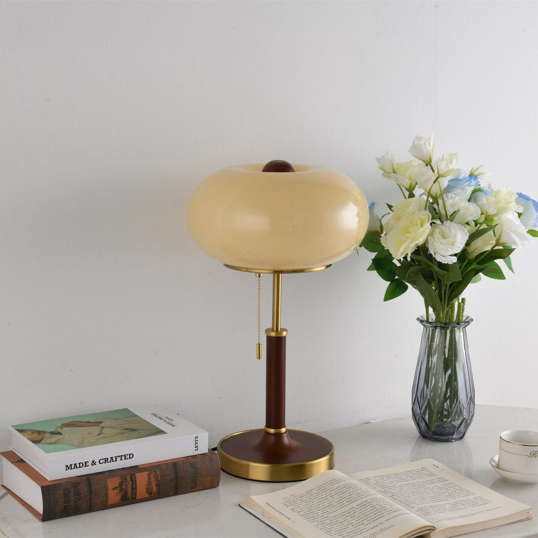 Liora Lantern Table Lamp - Vakkerlight