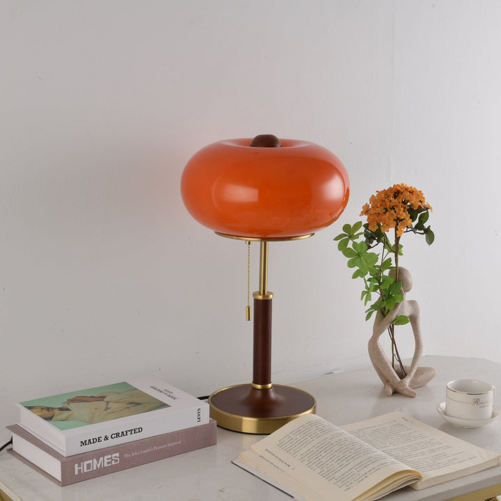 Liora Lantern Table Lamp - Vakkerlight