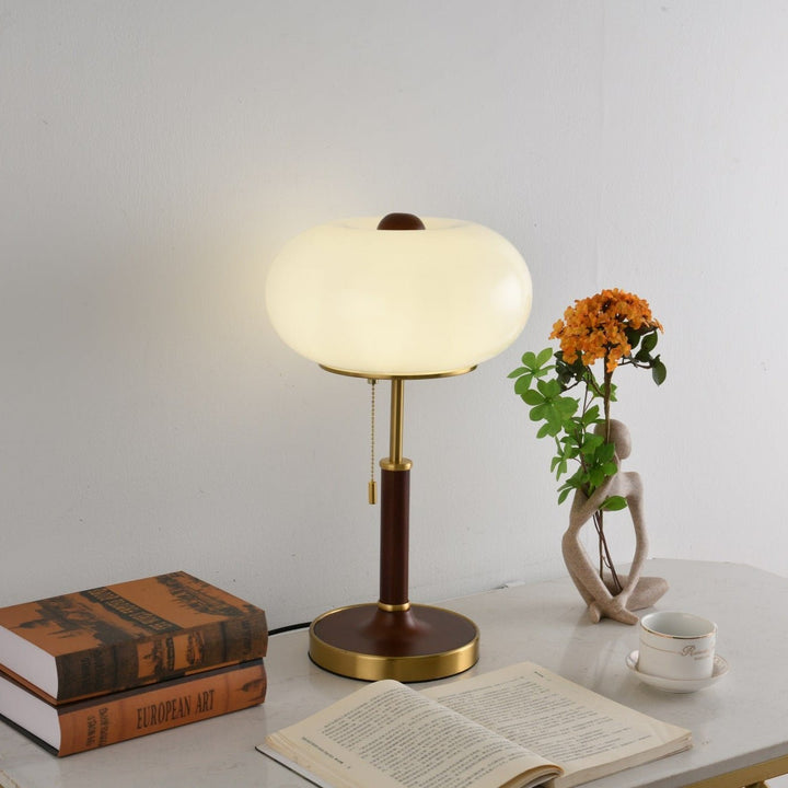 Liora Lantern Table Lamp - Vakkerlight